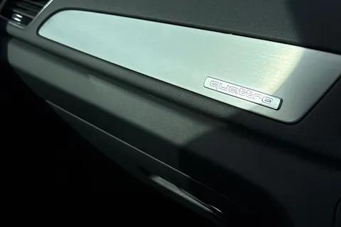 43 of 63 for Audi Q3 2.0 TDI S line Edition S Tronic quattro Euro 6 (s/s) 5dr