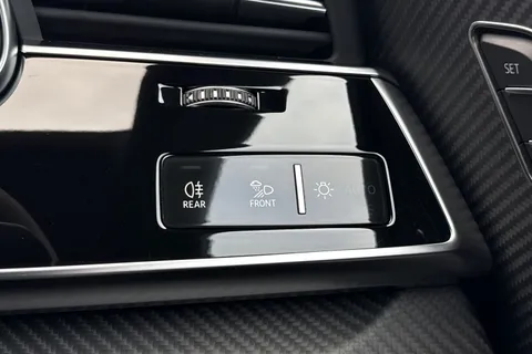 Audi RS Q8 4.0 TFSI V8 Performance Carbon Vorsprung Tiptronic quattro Euro 6 (s/s) 5dr Thumbnail #46