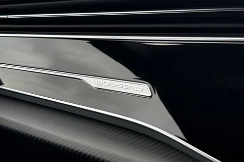 Audi RS Q8 4.0 TFSI V8 Performance Carbon Vorsprung Tiptronic quattro Euro 6 (s/s) 5dr Thumbnail #53