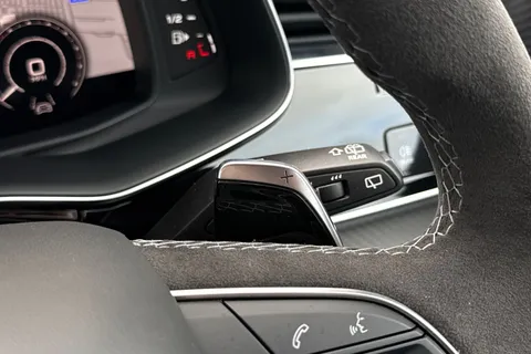 Audi RS Q8 4.0 TFSI V8 Performance Carbon Vorsprung Tiptronic quattro Euro 6 (s/s) 5dr Thumbnail #56