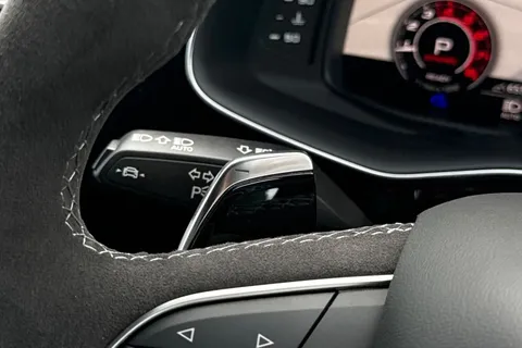 Audi RS Q8 4.0 TFSI V8 Performance Carbon Vorsprung Tiptronic quattro Euro 6 (s/s) 5dr Thumbnail #57