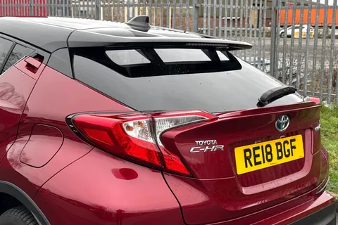 RE18BGF Toyota C-Hr 1.8 VVT-h Red Edition CVT Euro 6 (s/s) 5dr Thumbnail #9