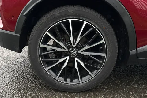 RE18BGF Toyota C-Hr 1.8 VVT-h Red Edition CVT Euro 6 (s/s) 5dr Thumbnail #13
