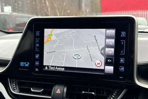 RE18BGF Toyota C-Hr 1.8 VVT-h Red Edition CVT Euro 6 (s/s) 5dr Thumbnail #18