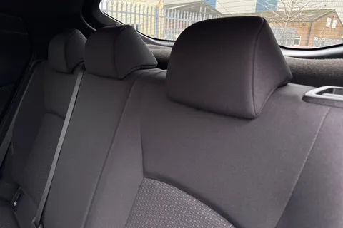 RE18BGF Toyota C-Hr 1.8 VVT-h Red Edition CVT Euro 6 (s/s) 5dr Thumbnail #20