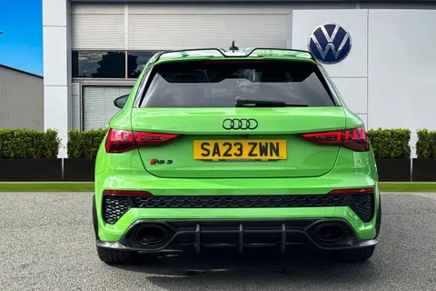 SA23ZWN Audi RS 3 2.5 TFSI Carbon Black Sportback S Tronic quattro Euro 6 (s/s) 5dr Thumbnail #4
