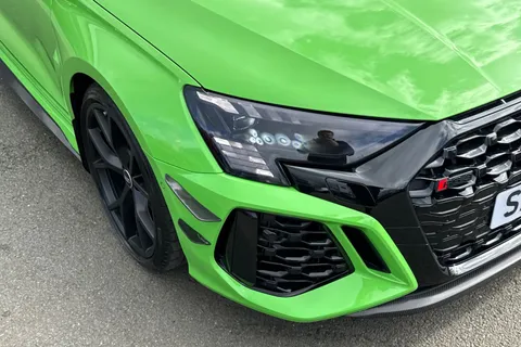 SA23ZWN Audi RS 3 2.5 TFSI Carbon Black Sportback S Tronic quattro Euro 6 (s/s) 5dr Thumbnail #9