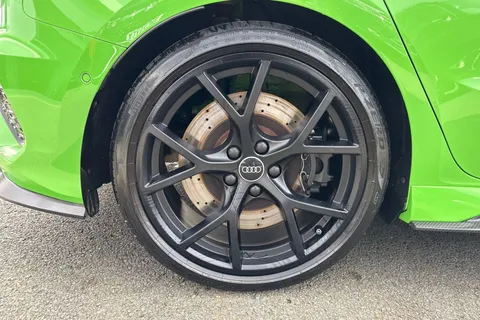 SA23ZWN Audi RS 3 2.5 TFSI Carbon Black Sportback S Tronic quattro Euro 6 (s/s) 5dr Thumbnail #11