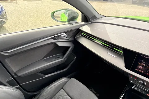 SA23ZWN Audi RS 3 2.5 TFSI Carbon Black Sportback S Tronic quattro Euro 6 (s/s) 5dr Thumbnail #20