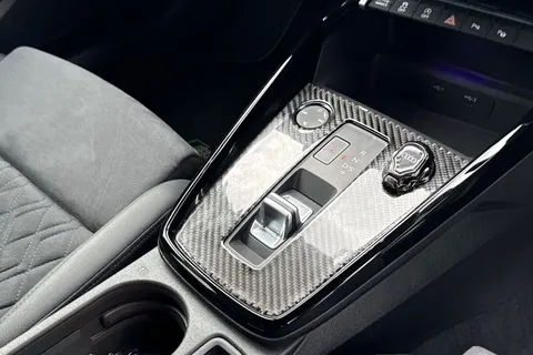 SA23ZWN Audi RS 3 2.5 TFSI Carbon Black Sportback S Tronic quattro Euro 6 (s/s) 5dr Thumbnail #23