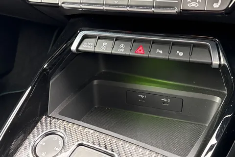 SA23ZWN Audi RS 3 2.5 TFSI Carbon Black Sportback S Tronic quattro Euro 6 (s/s) 5dr Thumbnail #37