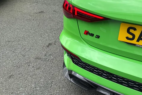 SA23ZWN Audi RS 3 2.5 TFSI Carbon Black Sportback S Tronic quattro Euro 6 (s/s) 5dr Thumbnail #43