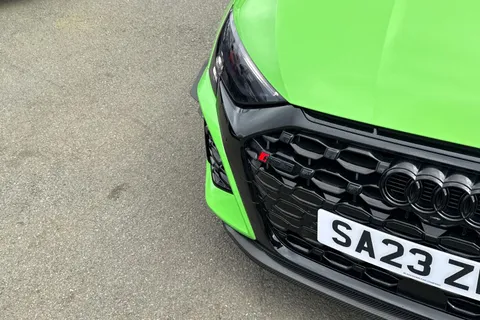 SA23ZWN Audi RS 3 2.5 TFSI Carbon Black Sportback S Tronic quattro Euro 6 (s/s) 5dr Thumbnail #45