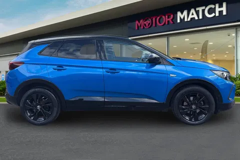 SH22ECE Vauxhall Grandland 1.2 Turbo GS Line Euro 6 (s/s) 5dr Thumbnail #4