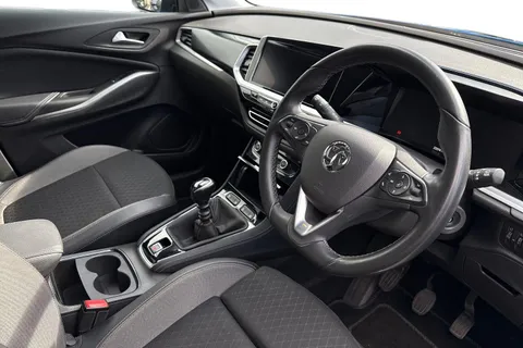 SH22ECE Vauxhall Grandland 1.2 Turbo GS Line Euro 6 (s/s) 5dr Thumbnail #9