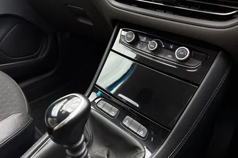 SH22ECE Vauxhall Grandland 1.2 Turbo GS Line Euro 6 (s/s) 5dr Thumbnail #40