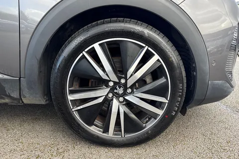 NG71BSZ PEUGEOT 3008 1.6 13.2kWh GT e-EAT 4WD Euro 6 (s/s) 5dr Thumbnail #11