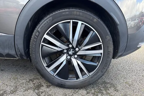 NG71BSZ PEUGEOT 3008 1.6 13.2kWh GT e-EAT 4WD Euro 6 (s/s) 5dr Thumbnail #13