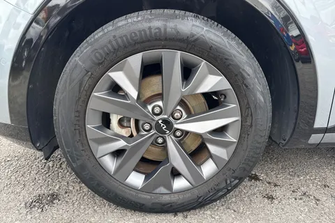 MK23HHO Kia Sportage 1.6T GDi HEV GT-Line S 5dr Auto Thumbnail #12