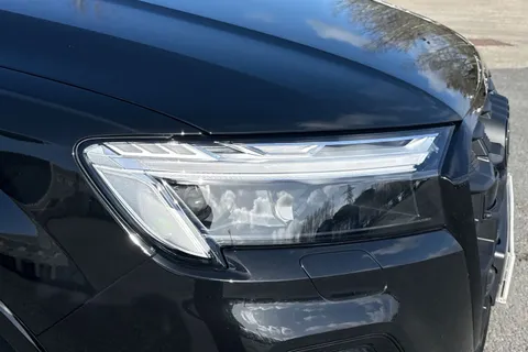 9 of 66 for Audi Q7 SUV Black Edition TFSI quattro 340 PS tiptronic