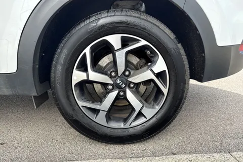 LG21WDT Kia Sportage 1.6 GDi 2 Euro 6 (s/s) 5dr Thumbnail #14