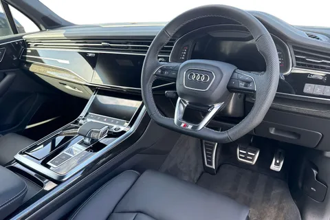 14 of 66 for Audi Q7 SUV Black Edition TFSI quattro 340 PS tiptronic