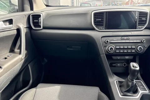 LG21WDT Kia Sportage 1.6 GDi 2 Euro 6 (s/s) 5dr Thumbnail #21