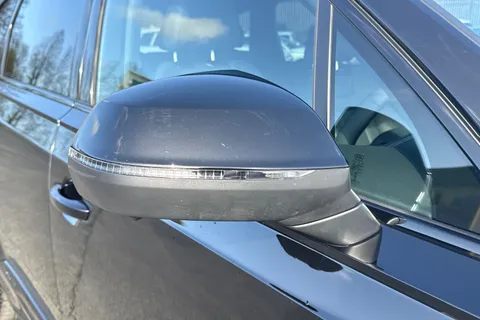 29 of 66 for Audi Q7 SUV Black Edition TFSI quattro 340 PS tiptronic