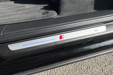 43 of 66 for Audi Q7 SUV Black Edition TFSI quattro 340 PS tiptronic