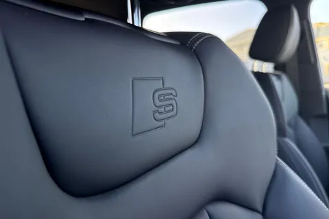 46 of 66 for Audi Q7 SUV Black Edition TFSI quattro 340 PS tiptronic