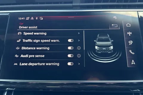 60 of 66 for Audi Q7 SUV Black Edition TFSI quattro 340 PS tiptronic