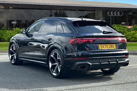 2 of 60 for Audi RS Q8 SUV performance Carbon Black 640 PS tiptronic