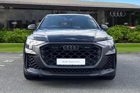 6 of 60 for Audi RS Q8 SUV performance Carbon Black 640 PS tiptronic