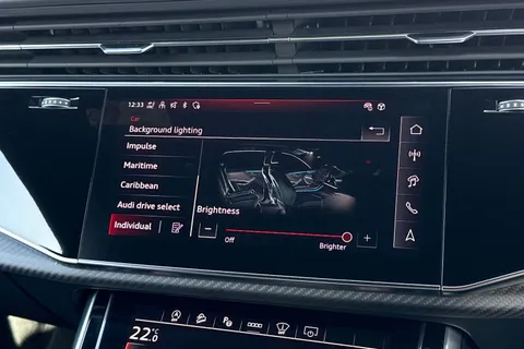 36 of 60 for Audi RS Q8 SUV performance Carbon Black 640 PS tiptronic