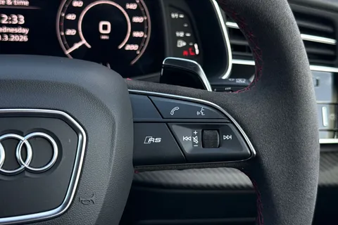 37 of 60 for Audi RS Q8 SUV performance Carbon Black 640 PS tiptronic