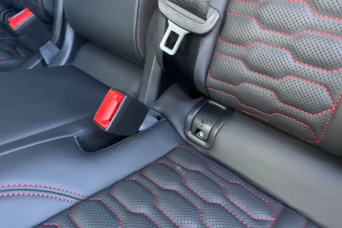 53 of 60 for Audi RS Q8 SUV performance Carbon Black 640 PS tiptronic