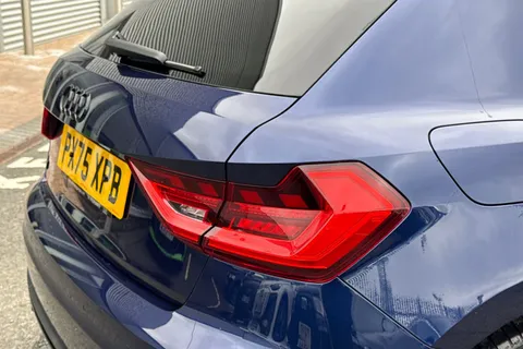 PX75XPB Audi A1 Black Edition 30 TFSI  116 PS 6-speed Thumbnail #8