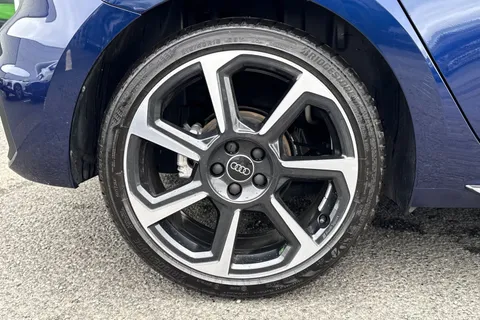 PX75XPB Audi A1 Black Edition 30 TFSI  116 PS 6-speed Thumbnail #12