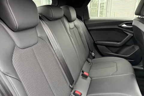 PX75XPB Audi A1 Black Edition 30 TFSI  116 PS 6-speed Thumbnail #19