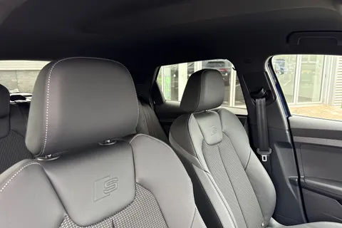 PX75XPB Audi A1 Black Edition 30 TFSI  116 PS 6-speed Thumbnail #24