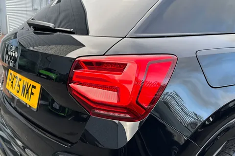 PX75WKF Audi Q2 Black Edition 35 TFSI  150 PS S tronic Thumbnail #8