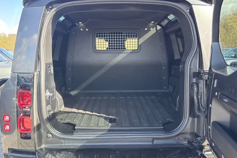 BM25JFU Land Rover Defender 90 3.0 D250 MHEV X-Dynamic SE Hard Top SUV 3dr Diesel Auto 4WD SWB Euro 6 (s/s) (250 ps) Thumbnail #11