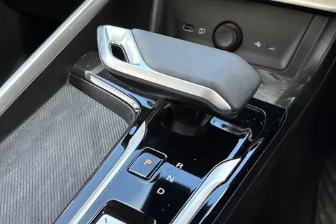 SC25ZNH MG Mg Zs 1.5 Hybrid+ SE Auto Euro 6 (s/s) 5dr Thumbnail #22