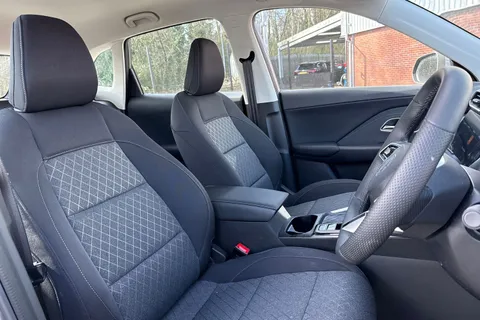 SC25ZNH MG Mg Zs 1.5 Hybrid+ SE Auto Euro 6 (s/s) 5dr Thumbnail #24