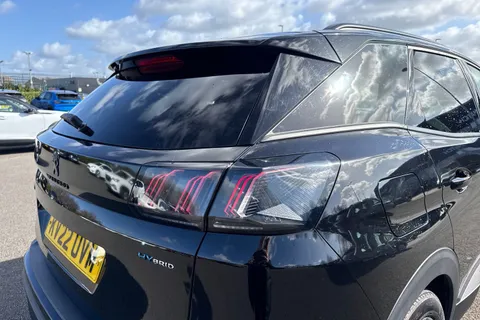 KV22UVM PEUGEOT 3008 1.6 13.2kWh GT Premium e-EAT Euro 6 (s/s) 5dr Thumbnail #32