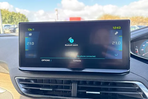 KV22UVM PEUGEOT 3008 1.6 13.2kWh GT Premium e-EAT Euro 6 (s/s) 5dr Thumbnail #53