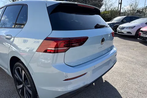  Volkswagen Golf 2.0 TDI Match Euro 6 (s/s) 5dr Thumbnail #8