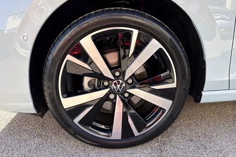  Volkswagen Golf 2.0 TDI Match Euro 6 (s/s) 5dr Thumbnail #11