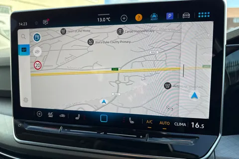  Volkswagen Golf 2.0 TDI Match Euro 6 (s/s) 5dr Thumbnail #17