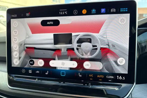  Volkswagen Golf 2.0 TDI Match Euro 6 (s/s) 5dr Thumbnail #22